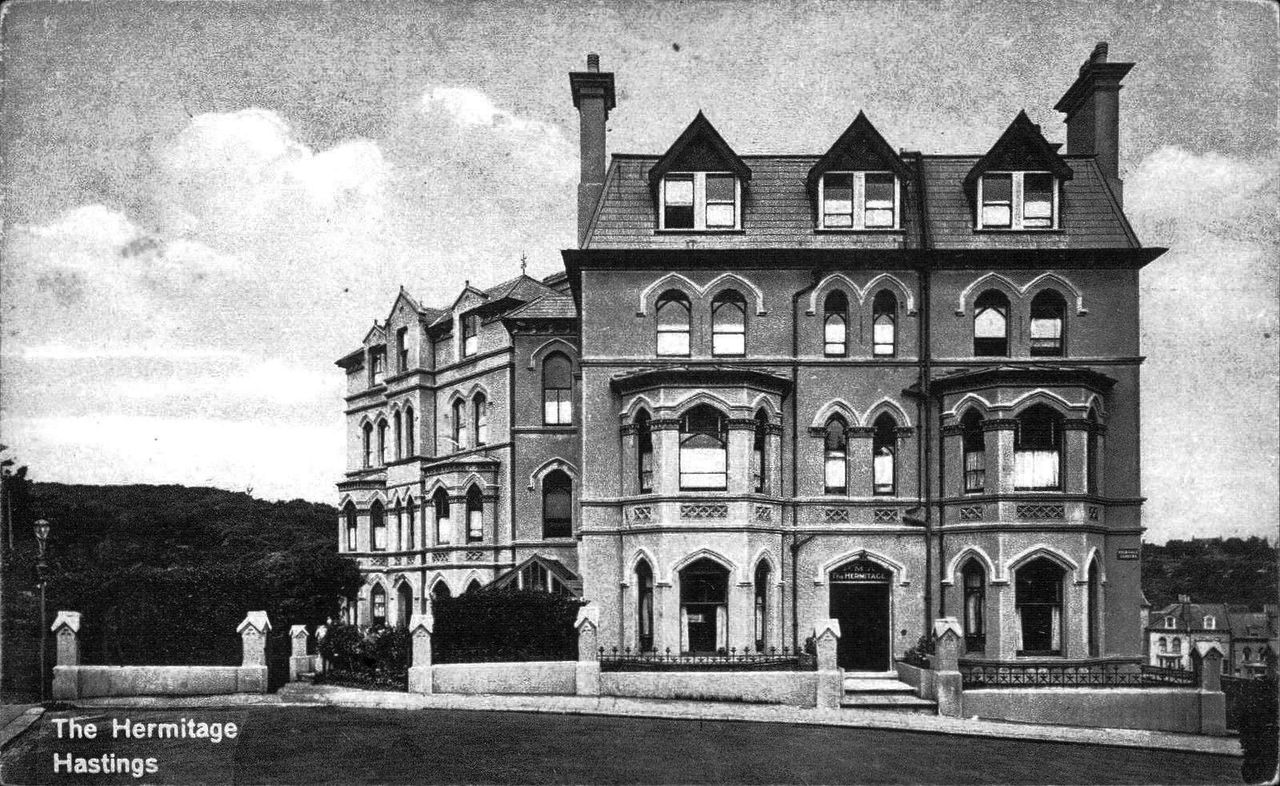 File:The Hermitage 1922.jpg
