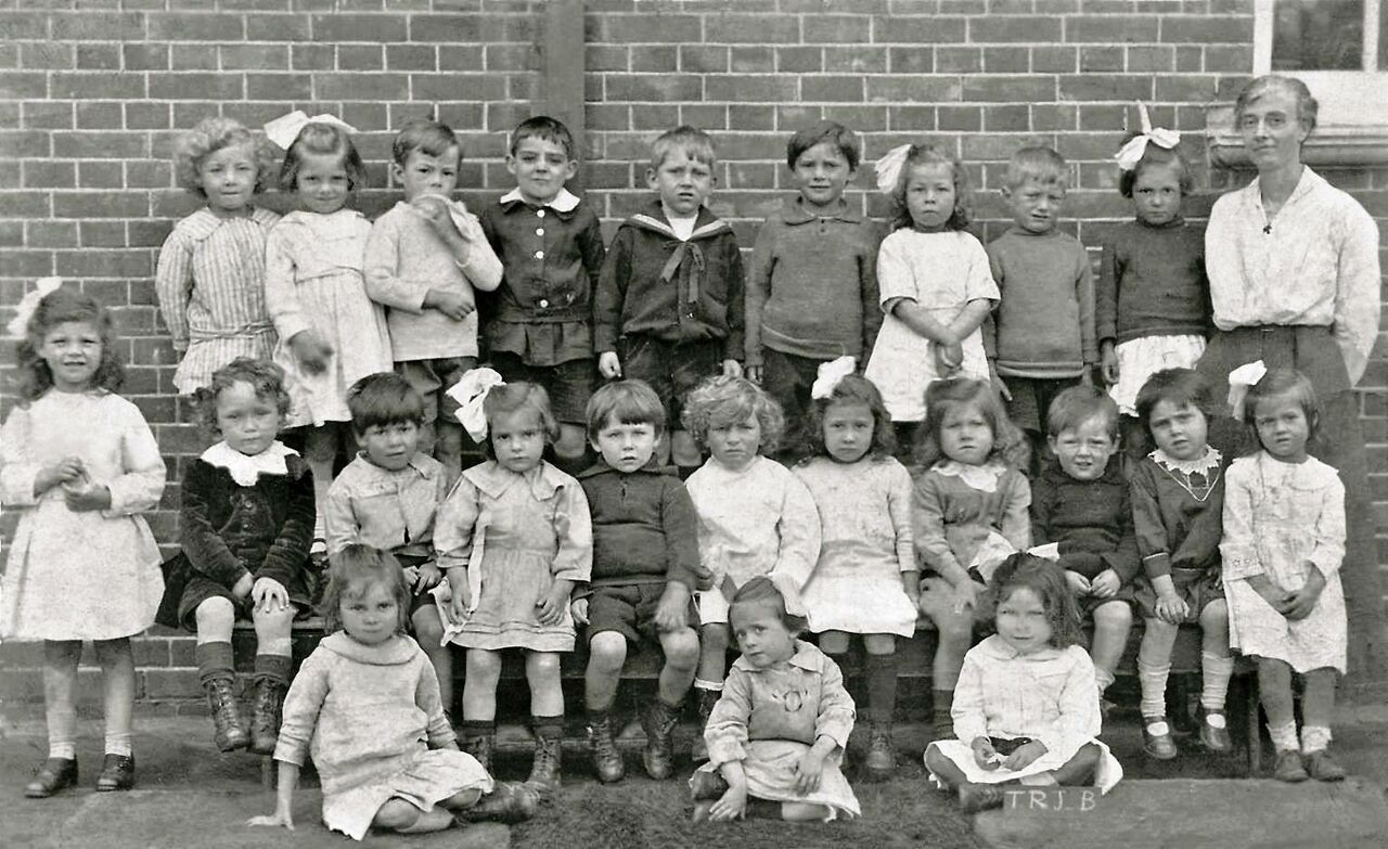 File:Tower-Road-School.-1921..jpg