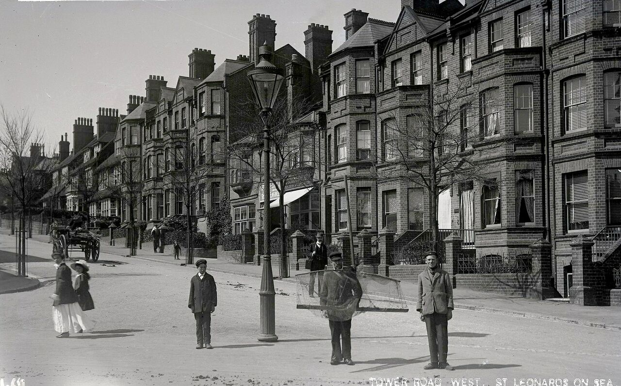 File:Tower-Road-West.-1904..jpg