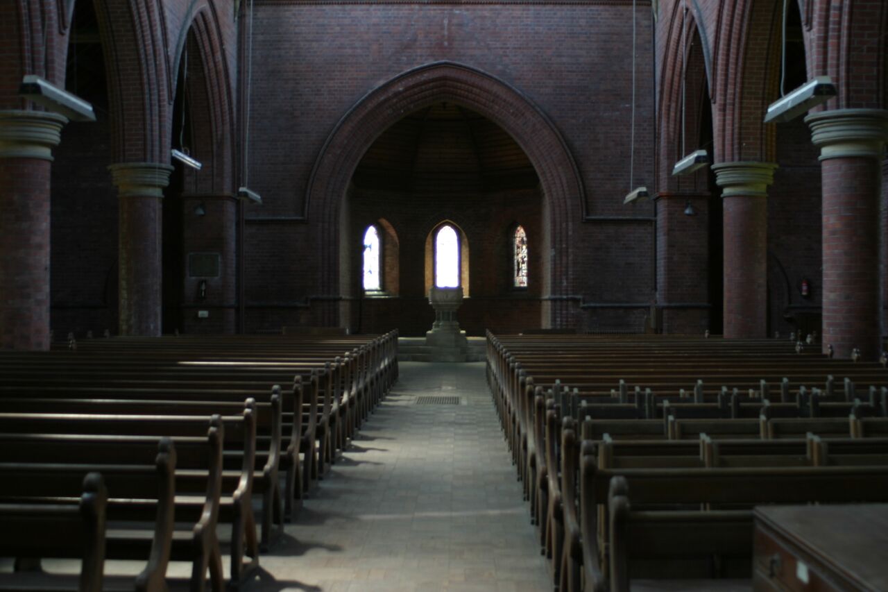 File:View down aisle All Souls Church.jpg