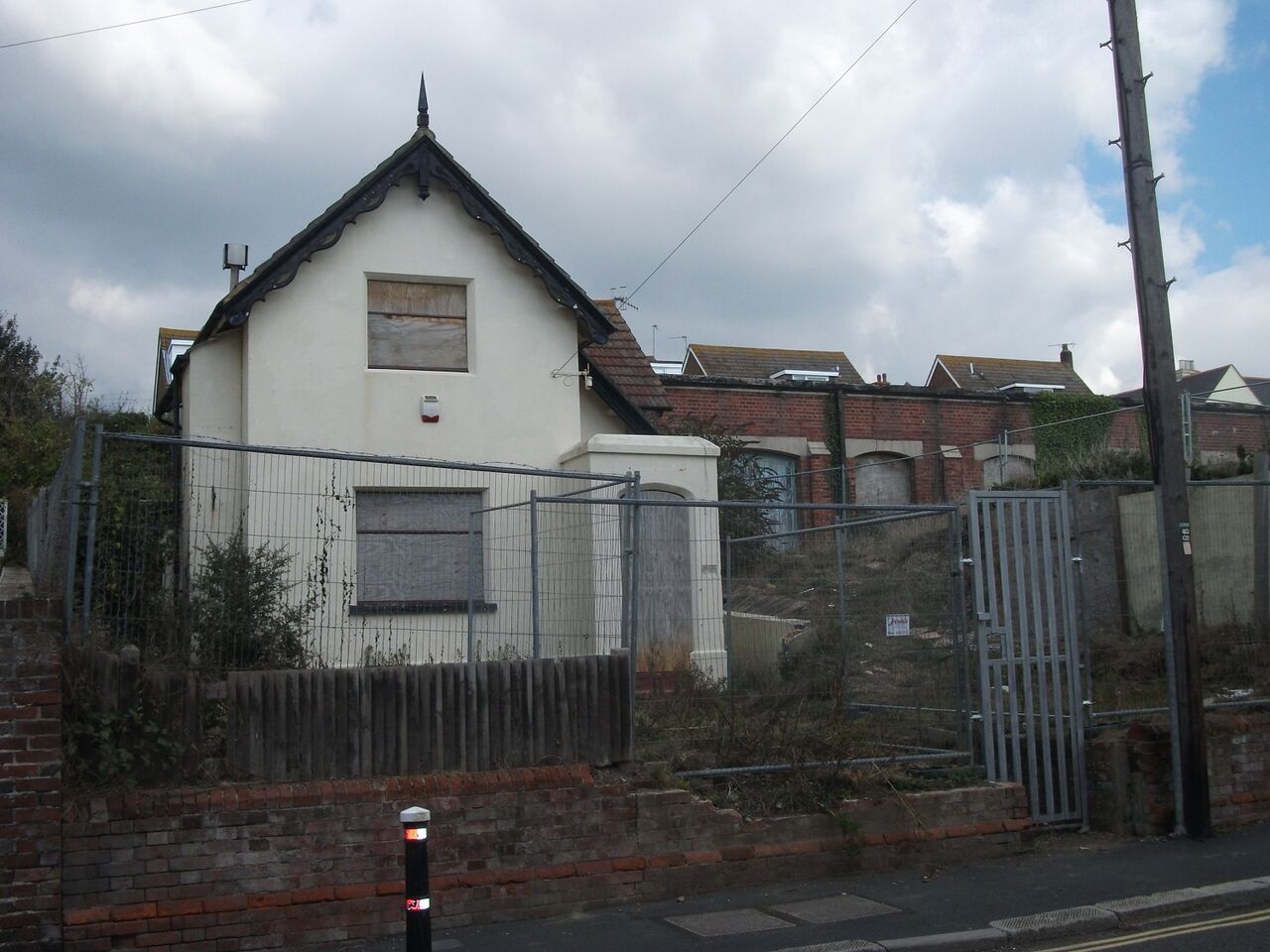 File:West hill road - Flickr - lkennedy1480.jpg