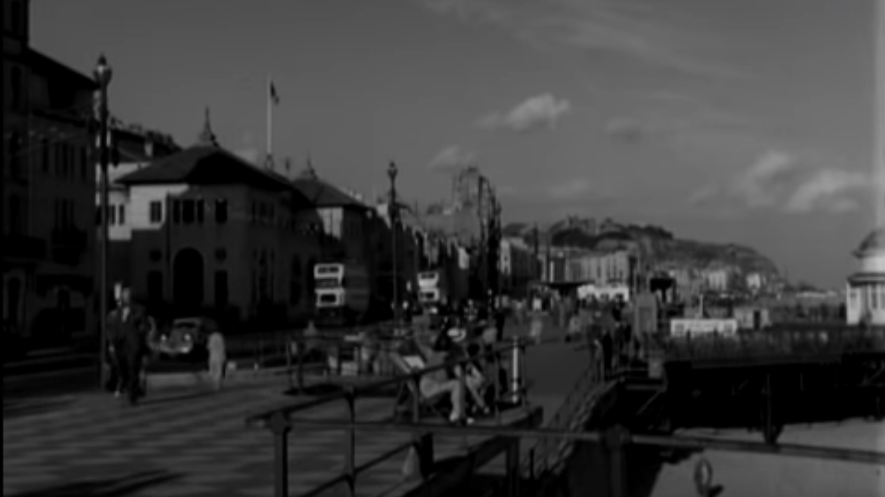 File:White Rock Pavilion 1955.png