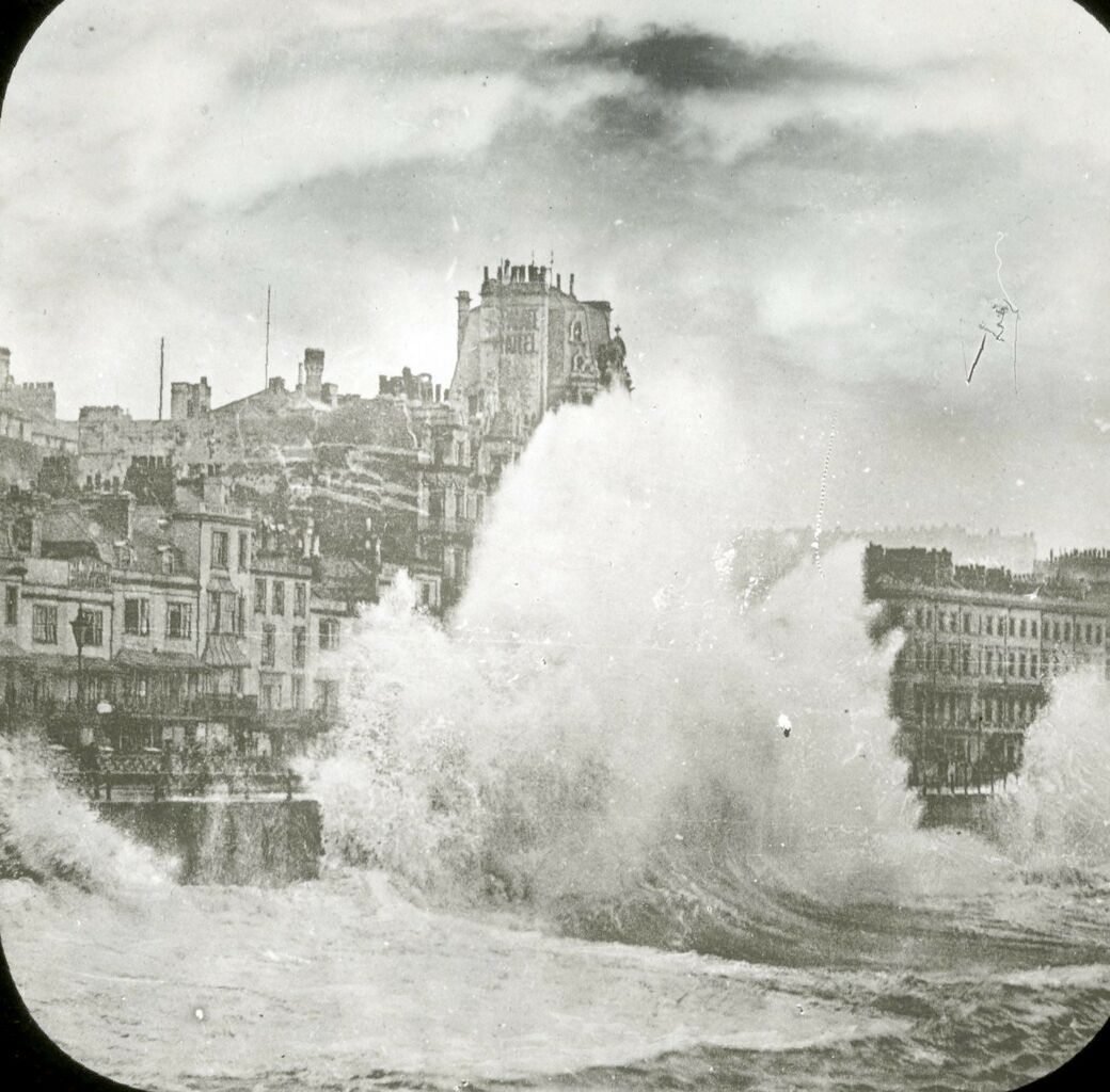 File:White Rock storm.jpg