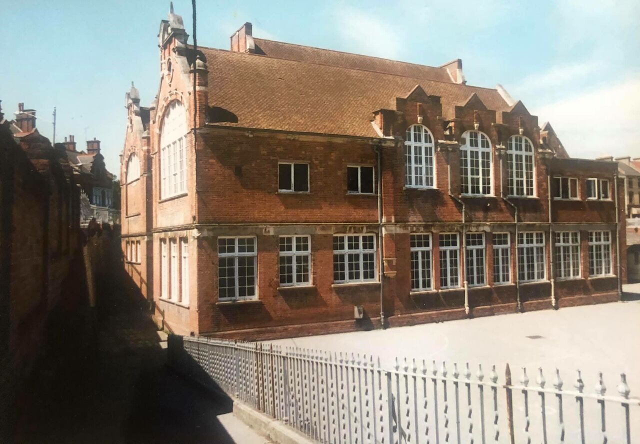 File:Woodlands School 04.jpg