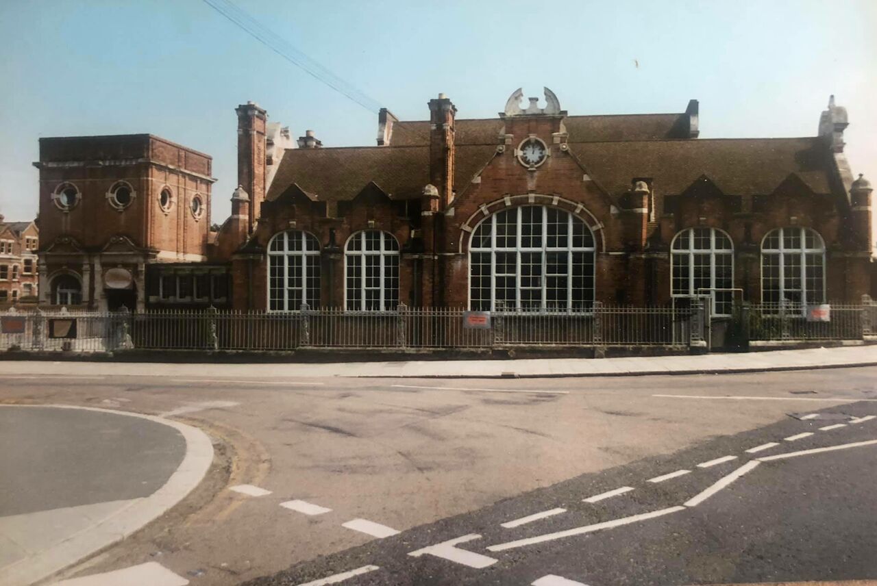 File:Woodlands School 05.jpg
